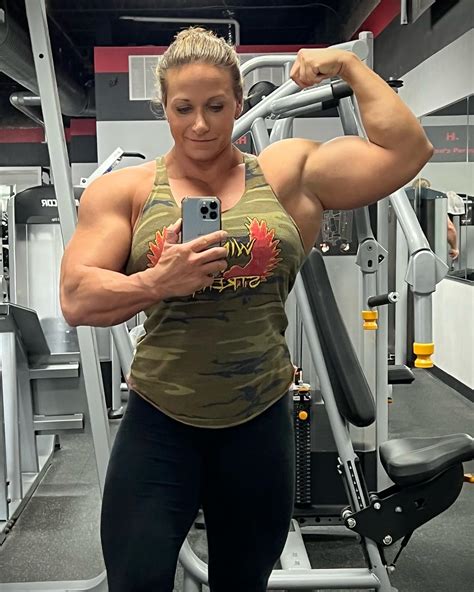 Female Muscle Fan💪 On Twitter Theresa Ivancik Tivancik