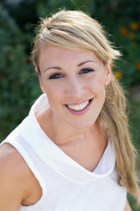 Beautiful Blonde Woman Taking Photo In Outdoor Stock Image Image Of Mobile Beauty