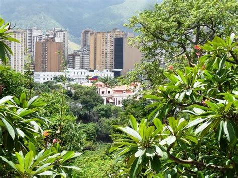 Vista De Caracas Desde El Parque Ezequiel Zamora Caracas Parques