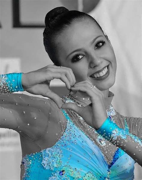 Hot Sexy Daria Dmitrieva Bikini Pics