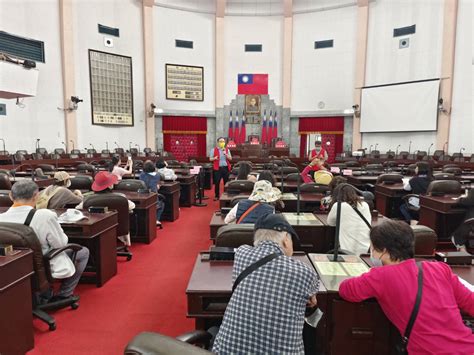 立法院民主議政園區－活動翦影－雄獅旅行社蒞臨民主時刻館參訪