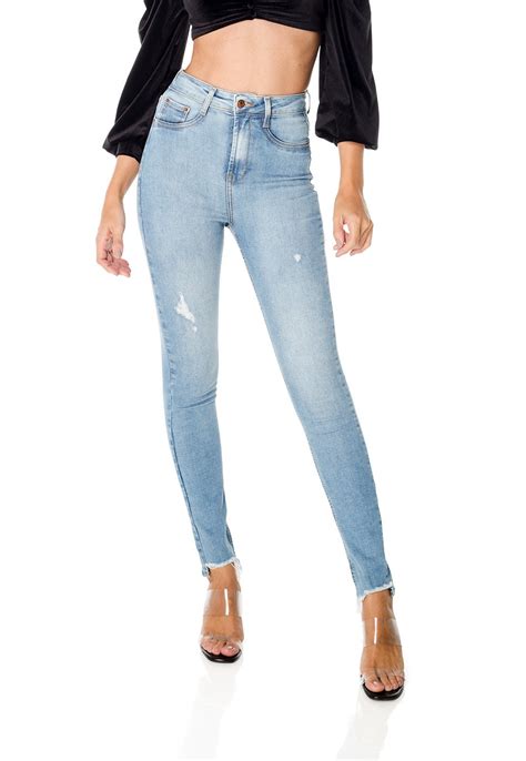 Cal A Jeans Feminina Skinny Hot Pants Barra Irregular Dz