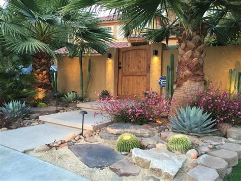 Desert Landscaping Ideas Small Home Designs Beauty Of Desert Landscaping Ideas Succulent