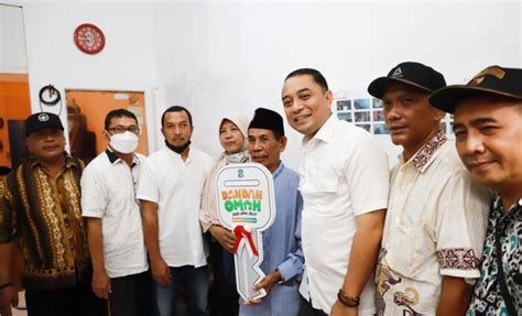 Program Rutilahu Kota Surabaya Siap Bedah Rumah