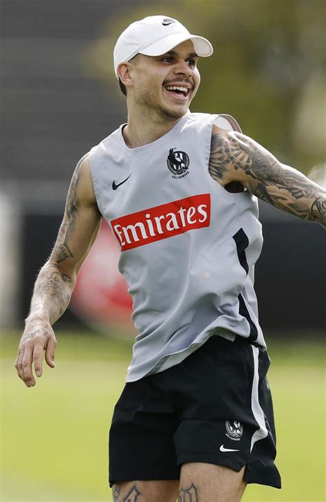 bobbys  livewire   emotional return  pies daily