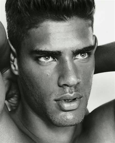 Beau Gosse Lucas Loyola La Gay Life