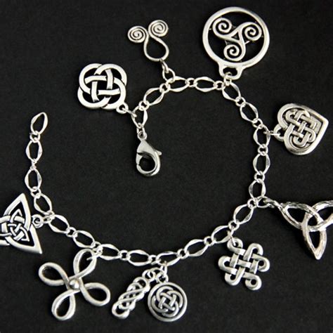 Triquetra Bracelet Etsy