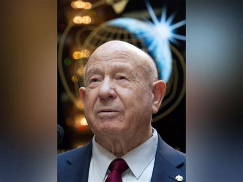 Alexei Leonov First Man To Ever Walk In Space Dies At 85