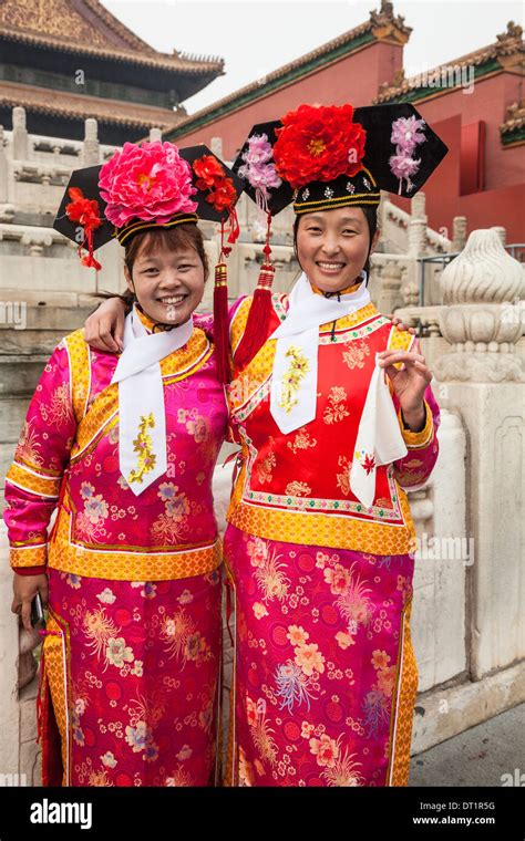 Young couple photographed in Traditional Chinese dress or Manchu from ...