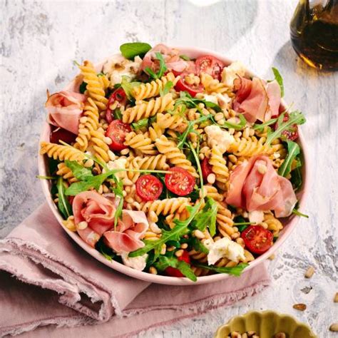 Pastasalade Met Tomatentapenade En Parmaham Boodschappen