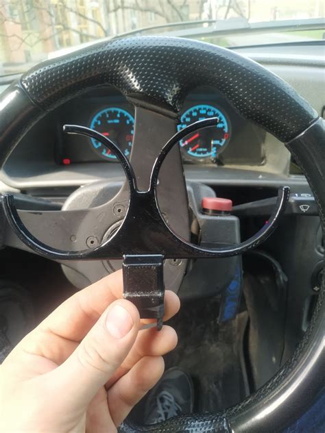 Подстаканник — Lada 2114, 1,5 л, 2006 года | аксессуары | DRIVE2