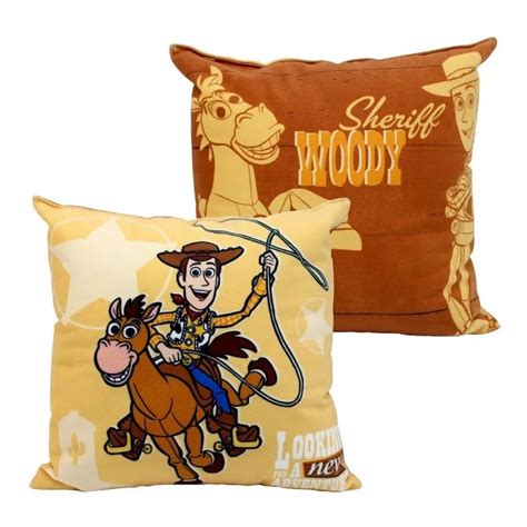 Almofada Decorativa Toy Story Woody E Bala No Alvo 25x25 Cm Shopee Brasil