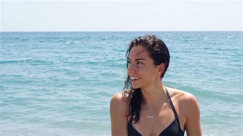 Mia A Na Sobie Tylko Czerwone Bikini Zdj Cie Polki Robi Furor