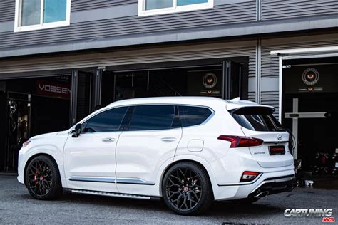 Tuning Hyundai Santa-Fe 2018, back