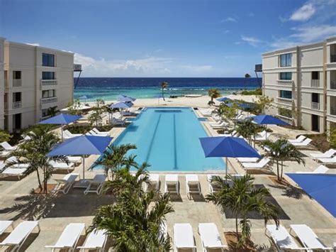 Curaçao Marriott Beach Resort: Amenities and Activities