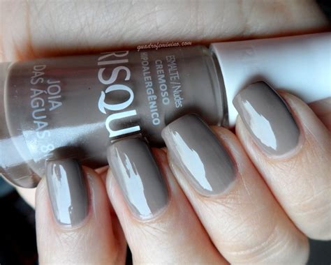 Joia das águas Risqué nude hipoalergênico e pincel flat