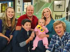 Good Luck Charlie Cast