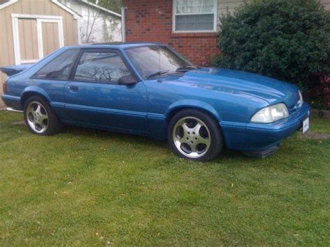 Bright Regatta Blue 1989 Ford Mustang