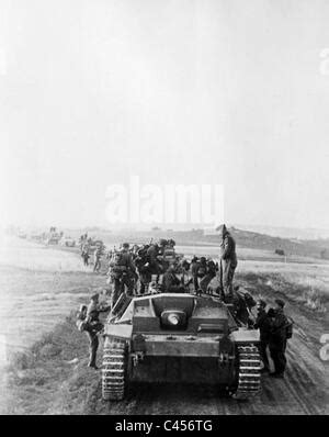 Deutsche StuG III An Der Ostfront 1941 Stockfotografie Alamy