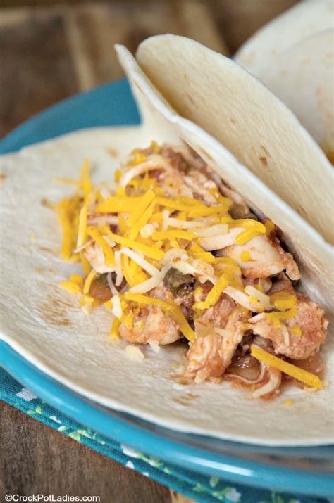 Delicious And Easy Crock Pot Chicken Tacos