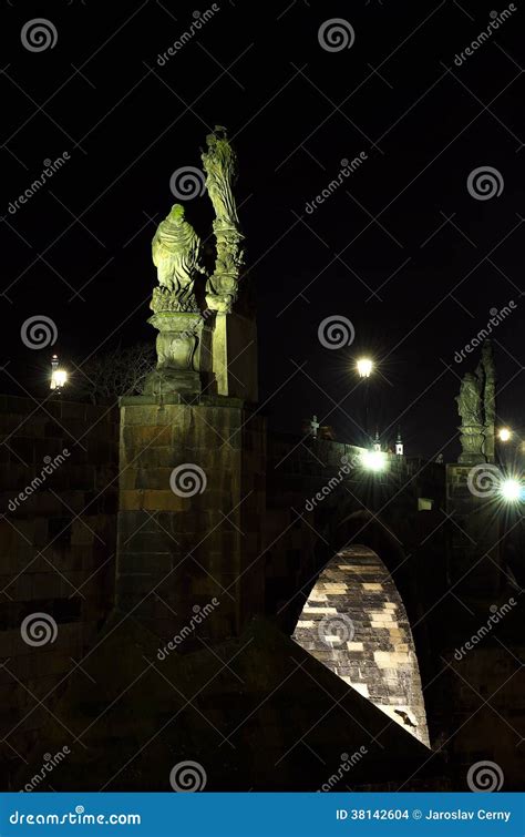 Statues at Charles Bridge stock photo. Image of niclas - 38142604