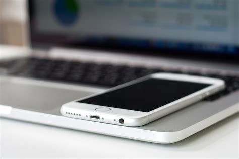 Image libre: Téléphone portable, ordinateur portable