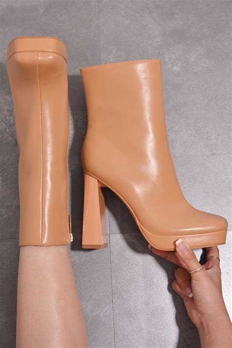 Cape Robbin Trudy Trudy Nude X Nude Shiekh