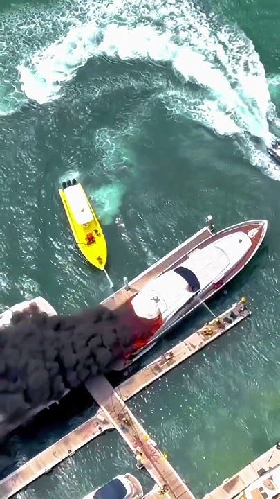 Yacht On Fire At The Dubai Marina Youtube