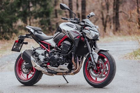 Mittelklasse Naked Bike Vergleich 2023 Kawasaki Z900