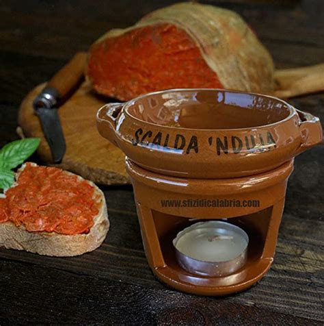 Lo Scalda Nduja Calabrese In Terracotta Incluso Vasetto Di Nduja Di