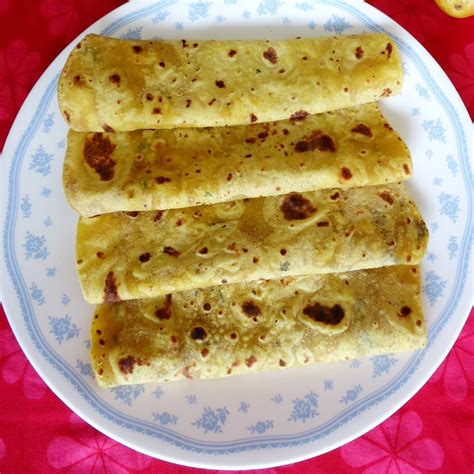 Aloo Methi Paratha Recipe Swasthi S Recipes