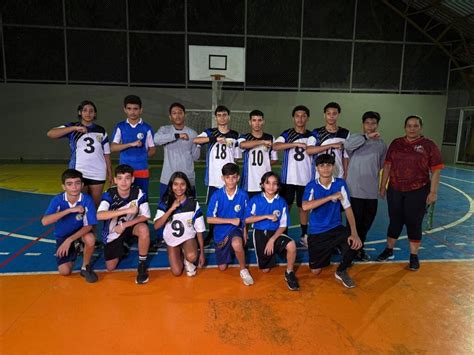 Escola Municipal Diogo Feijó - Escola Diogo Feijó fortalece comunidade com escolinhas de handebol ...