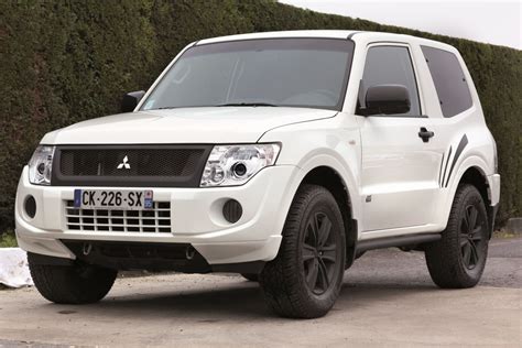 Mitsubishi Pajero Sport Black Une Nouvelle S Rie Sp Ciale