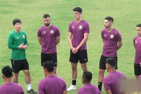 Sandy Walsh Dan Jordi Amat Ikuti Pemusatan Latihan Timnas Di Bandung