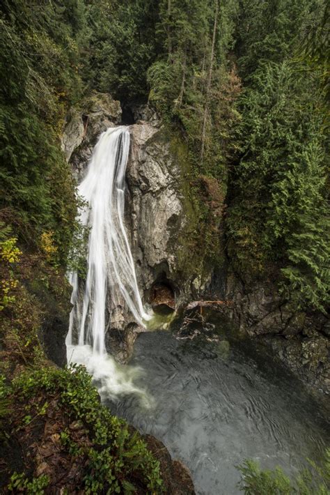 35 Must-See West Coast Waterfalls | Waterfall hikes, Twin falls, Waterfall