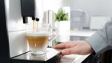 How does a bean-to-cup coffee machine work? | TechRadar