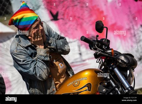 Gay Biker Banque De Photographies Et Dimages Haute R Solution Alamy