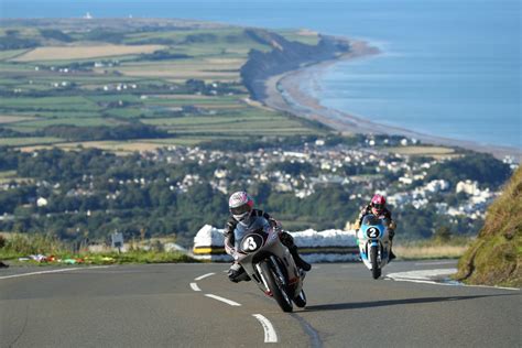 Lee Johnston Wins Manx Gp Classic Senior Race Mcnews