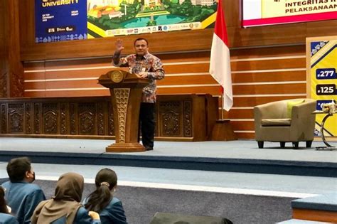 Beri Kuliah Umum Di Unair Firli Bahuri Sudah 1 444 Kasus Korupsi