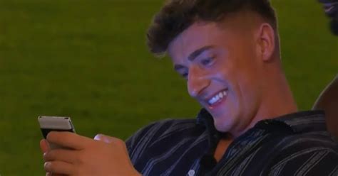 ITV Love Island Fans In Stitches Over Awkward Sex Text Message Blunder Birmingham Live
