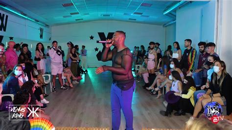 I Like The Blonde At 10 24 In I AM WHAT I AM BALL SEX SIREN FEMALE FIGURE Nude Video On