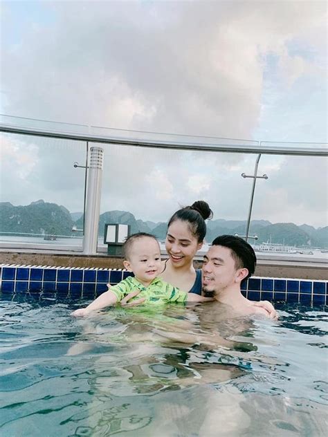 Ca nương Kiều Anh đốt mắt người nhìn với ảnh bikini khoe ngực căng đầy