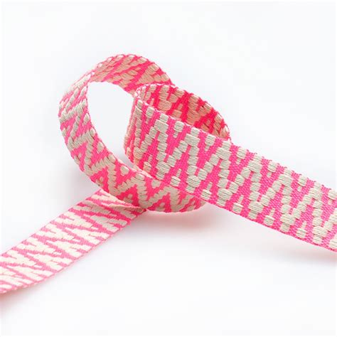 Gurtband Jacquard Aztek Neon 30 Mm Ecru Neonpink