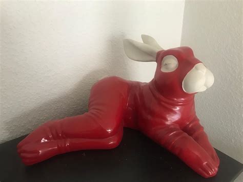 Kare Spardose Fetisch Bunny Latex liegend rot in 67547 Worms für 130 00