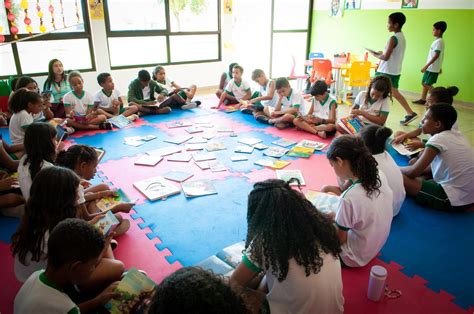 Reforma tributária prevê redução de 60 da CBS e do IBS para educação