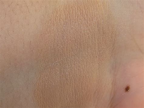 L Oreal Magic Nude Liquid Powder Review Swatches Musings Of A Muse
