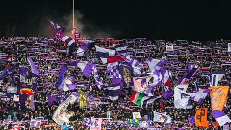 Una Targa Dedicata Agli Ultras Viola Domani L Inaugurazione Viola News