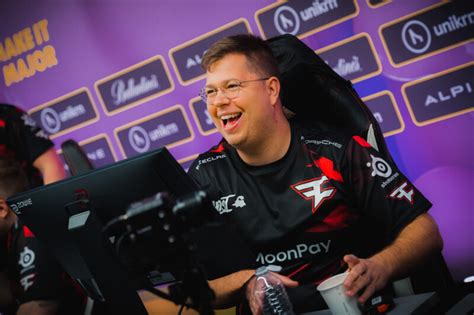 karrigan se declara ao CS GO após classificação da FaZe no Major