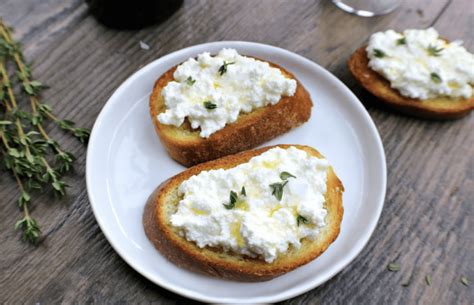 Herbed Ricotta Crostini Recipe - PB on Life