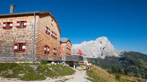 H Ttenwanderung Rund Um Den Hohen Dachstein Salzkammergut